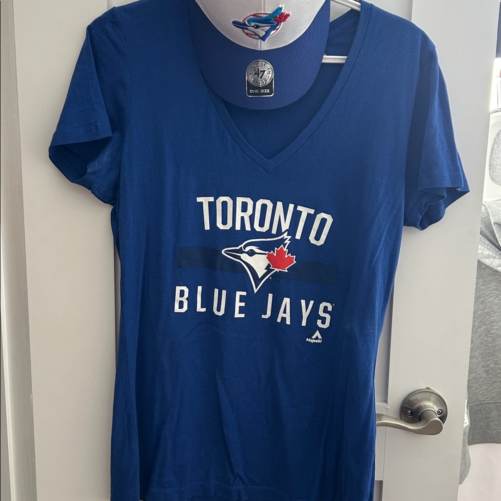 BLUE JAYS Cap & T-shirt